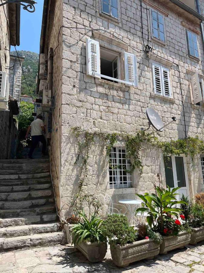 Apartman Dado Apartment Perast Exterior photo